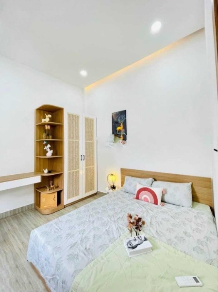 Chính chủ kẹt tiền bán gấp nhà 2 tầng tại Đường Cô Giang, Phường Cô Giang, Quận 1, Hồ Chí Minh